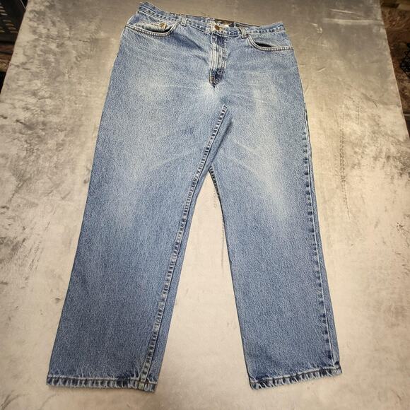 Eddie Bauer Other - Eddie Bauer Jeans Mens 40x30 Light Wash Blue Classic Fit Straight Denim